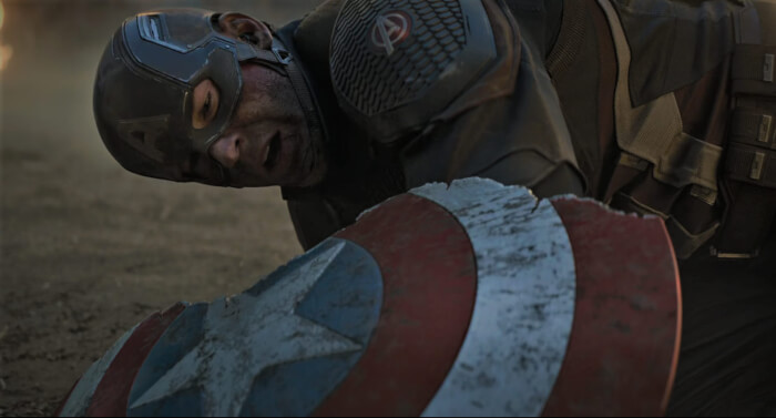 thanos breaks captain america's shield
