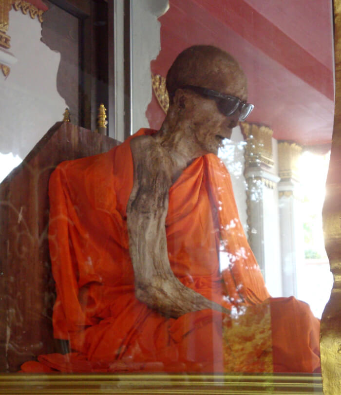 Luang Pho Daeng Eyes, The World’s Chillest Mummy