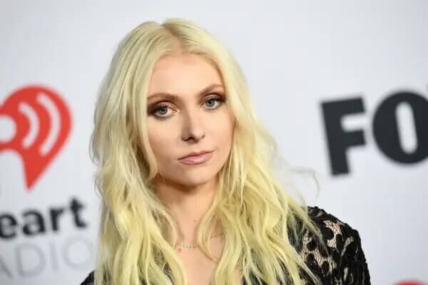 Retired From Acting, Taylor Momsen