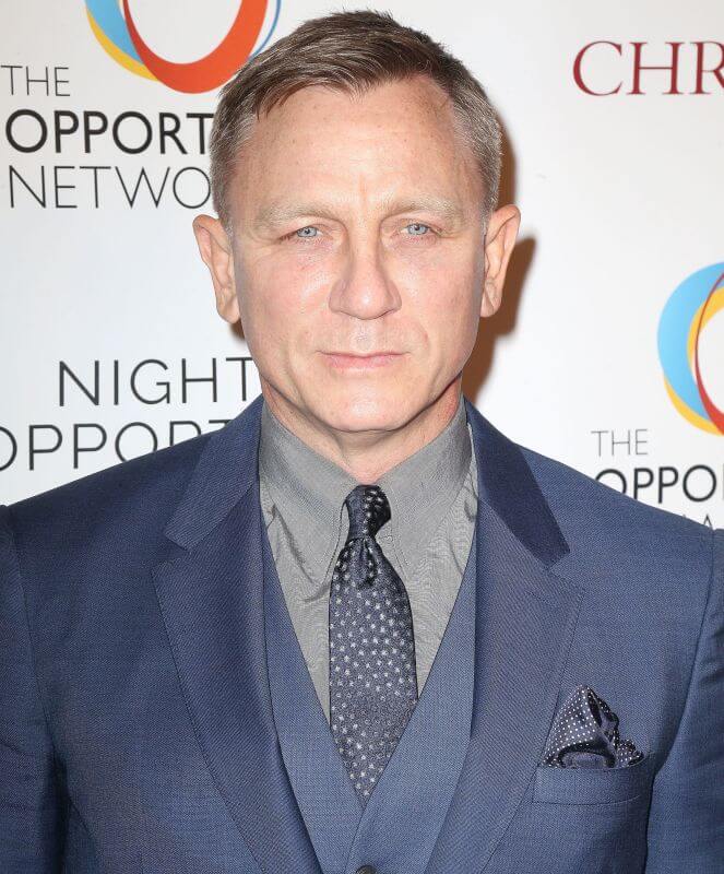Daniel Craig - 54