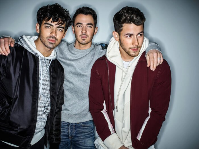 crazy things people have sued celebrities, The Jonas Brothers