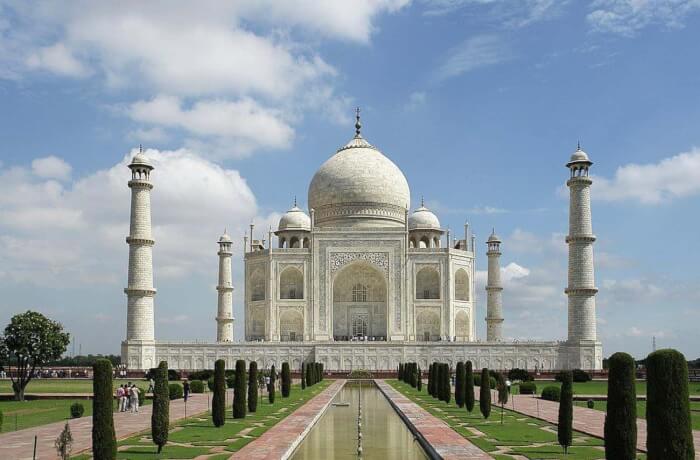 The Sultan's Palace In 'Aladdin' & The Taj Mahal In India