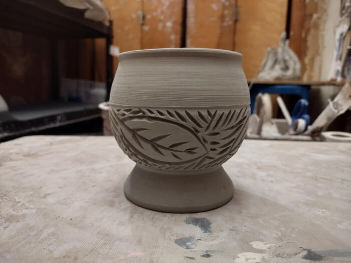 Pottery enthusiasts