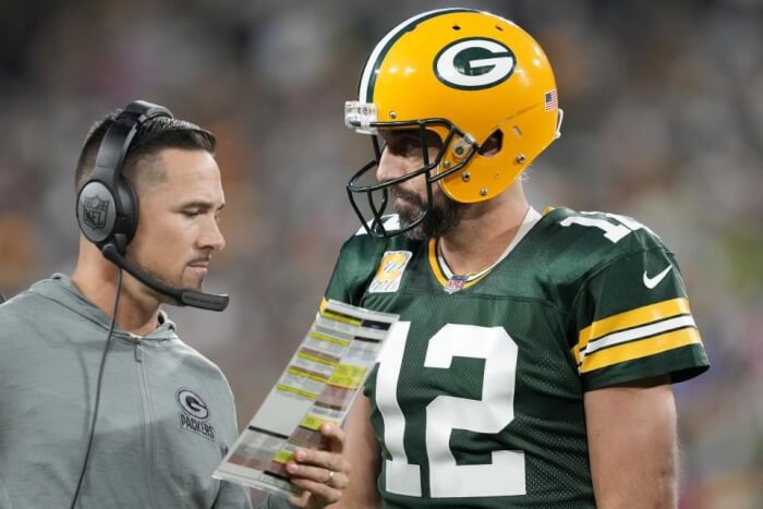 Aaron Rodgers Yelling At Coach