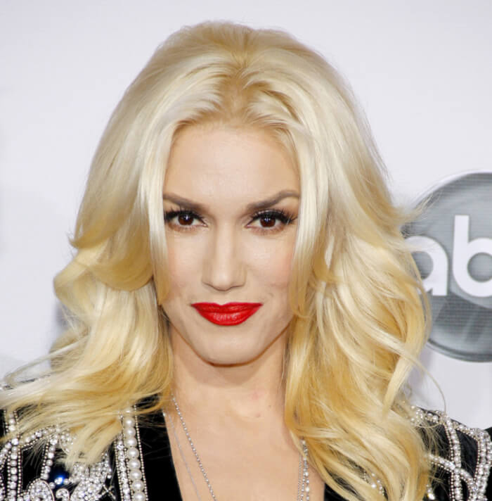 gwen stefani then and now, Gwen Stefani Beauty Hacks