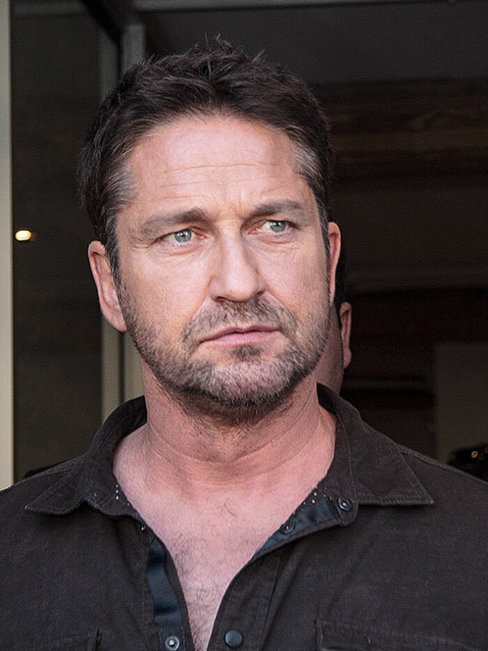 Gerard Butler has a law degree. He could have been a lawyer!