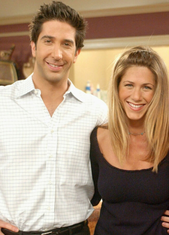  Celebrity Duos Whose Strong Bonds That Never Stray Far From Spotlight, David Schwimmer and Jennifer Aniston