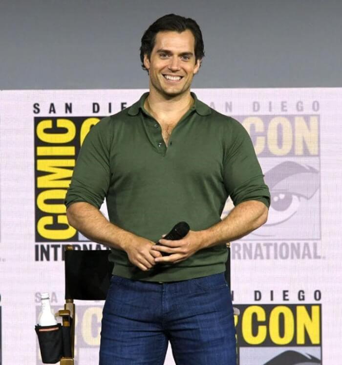 Henry Cavill Leaving DCEU