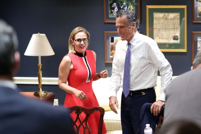 Kyrsten Sinema Leaving Democratic Party