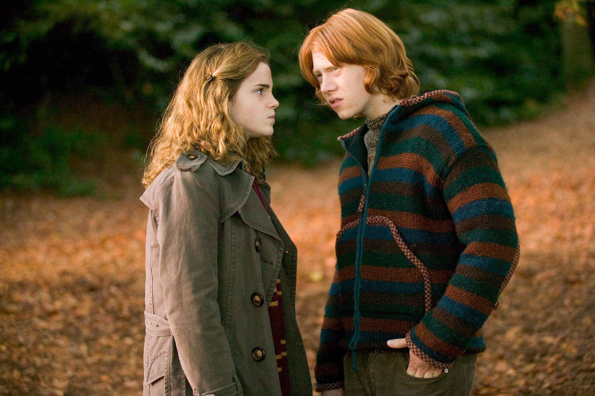 couples with zero chemistry Rupert Grint And Emma Watson (Harry Potter And The Deathly Hallows: Part 2)