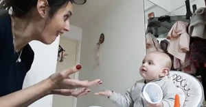 Heartwarming Video: Adorable Argentinian Baby and Mom Share Cutest Food "Argument" You Can