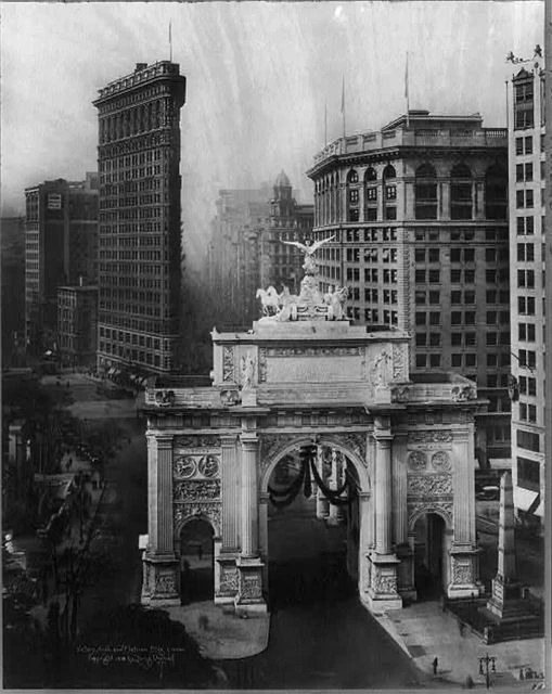 Victory Arch, 5th. Av. at Madison Sq. Park, 1918