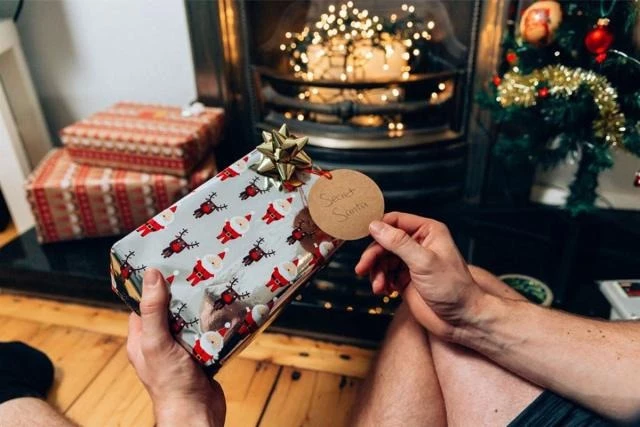 Wife ruins her husband Christmas by giving him a cheap gift