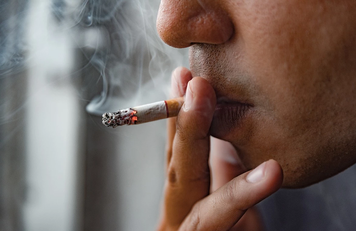 Reddit User Upset As Roommate's Friend Imposes No-Smoking Rule In Their Own Home