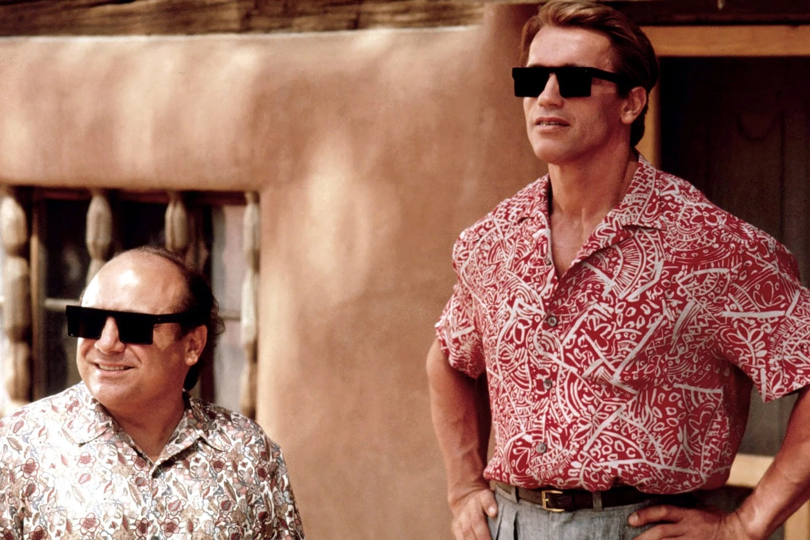 Twins (1988) - A Must-Watch 1980s Arnold Schwarzenegger Movie