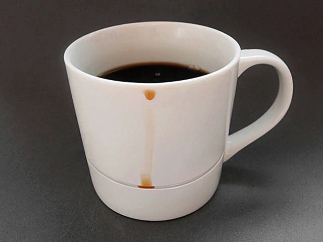 It's A Mug That Stops Coffee From Running Out