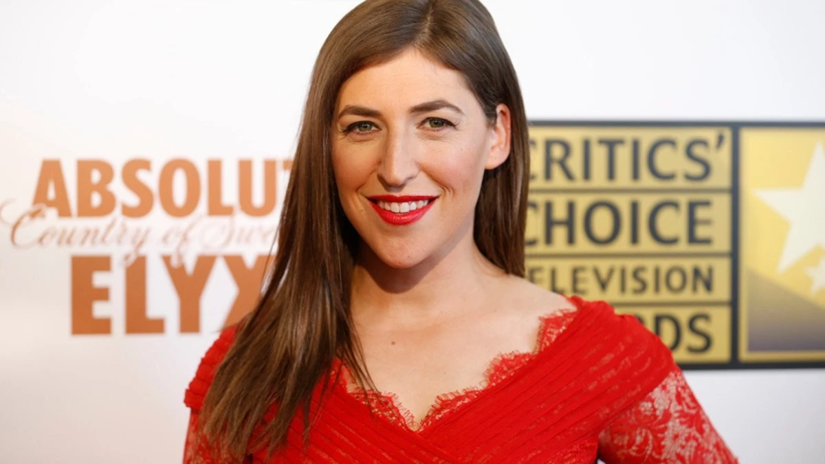 Mayim Bialik holds a Ph.D. in neuroscience from UCLA