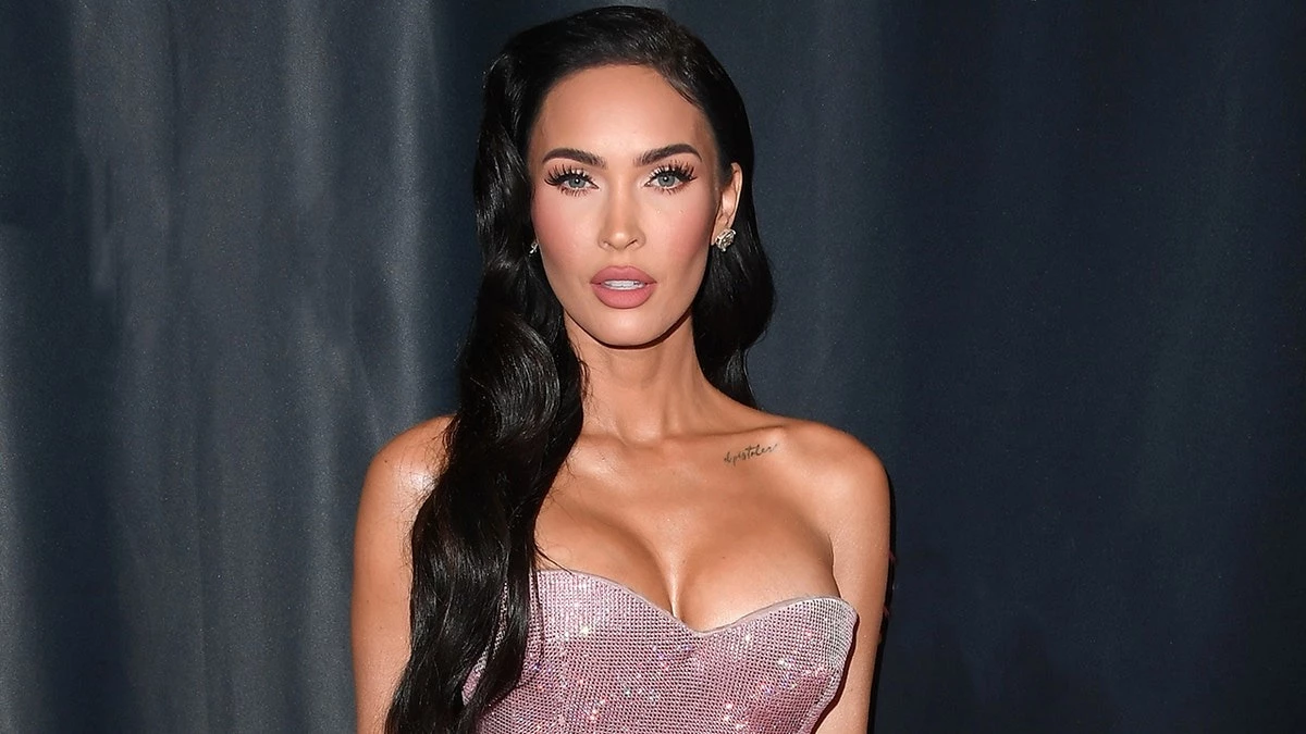 Megan Fox isn't confident about her body