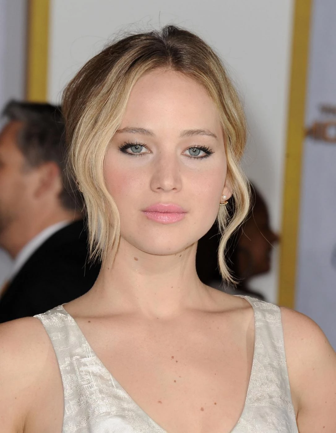 Jennifer Lawrence's Return To Her Signature Look