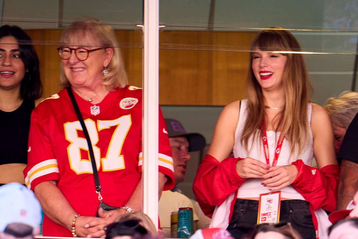Taylor Swift's First Chiefs Game Appearance
