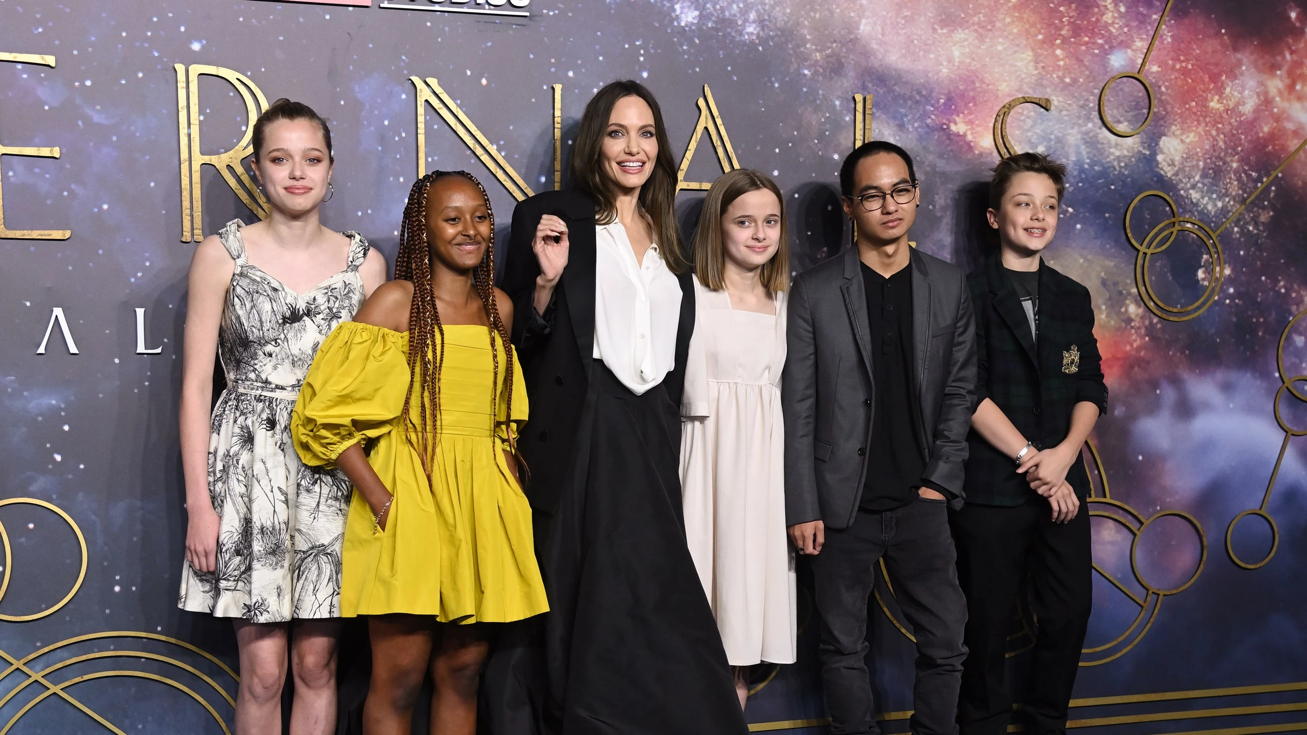 . Shiloh Jolie-Pitt, Zahara Jolie-Pitt, Vivienne Jolie-Pitt, Maddox Jolie-Pitt, and Knox Jolie-Pitt, children of Angelina Jolie