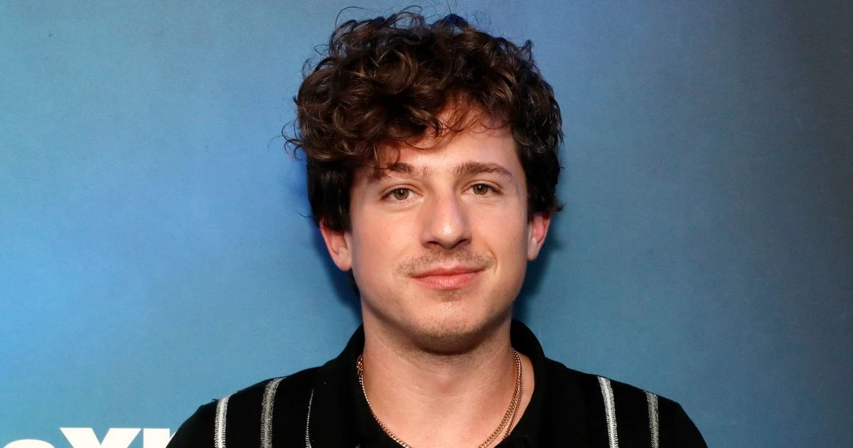 charlie puth left and right gay - is charlie puth gay