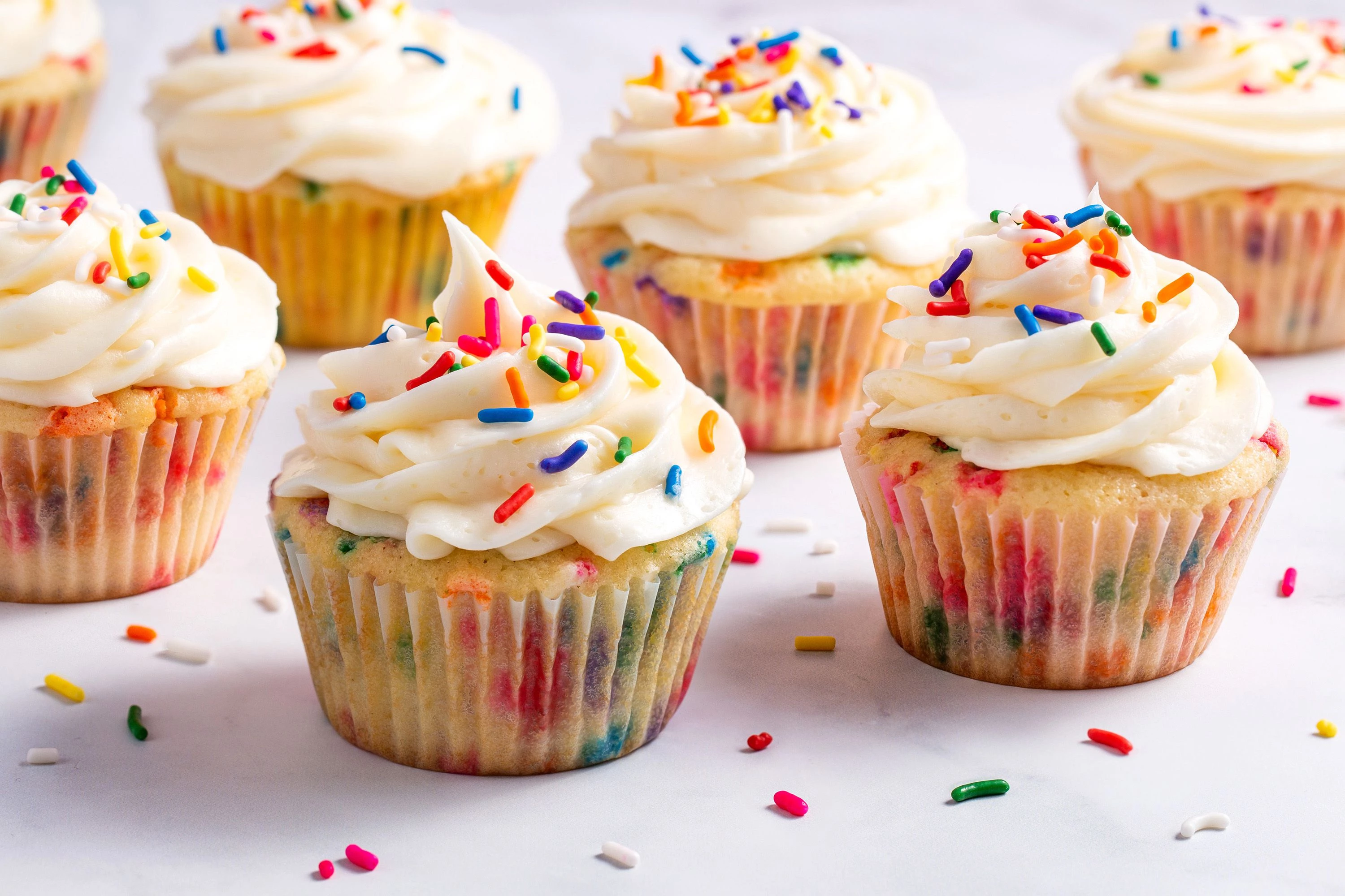 If seven adults can eat seven cupcakes in seven minutes, how long would it take 30 adults to eat 30 cupcakes?