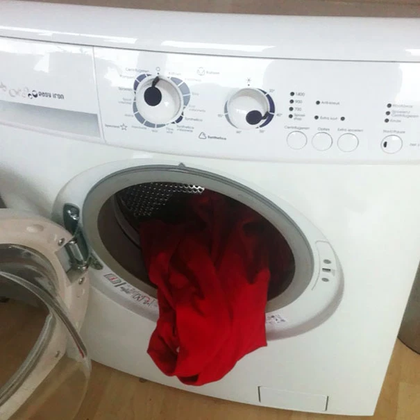 This Washing Machine Clearly Drank Too Much Detergent