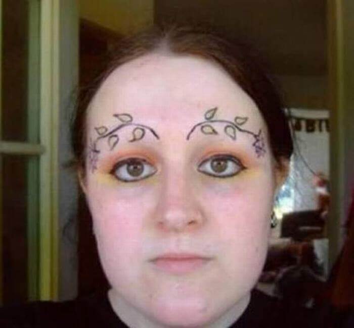 bad eyebrows