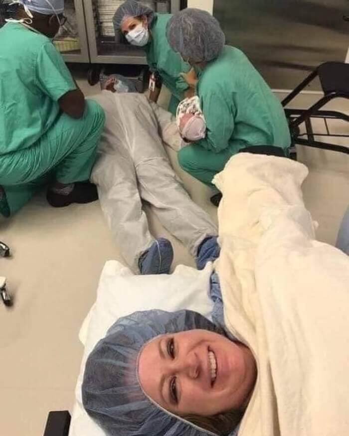 12 Photos Of dad in delivery room funny